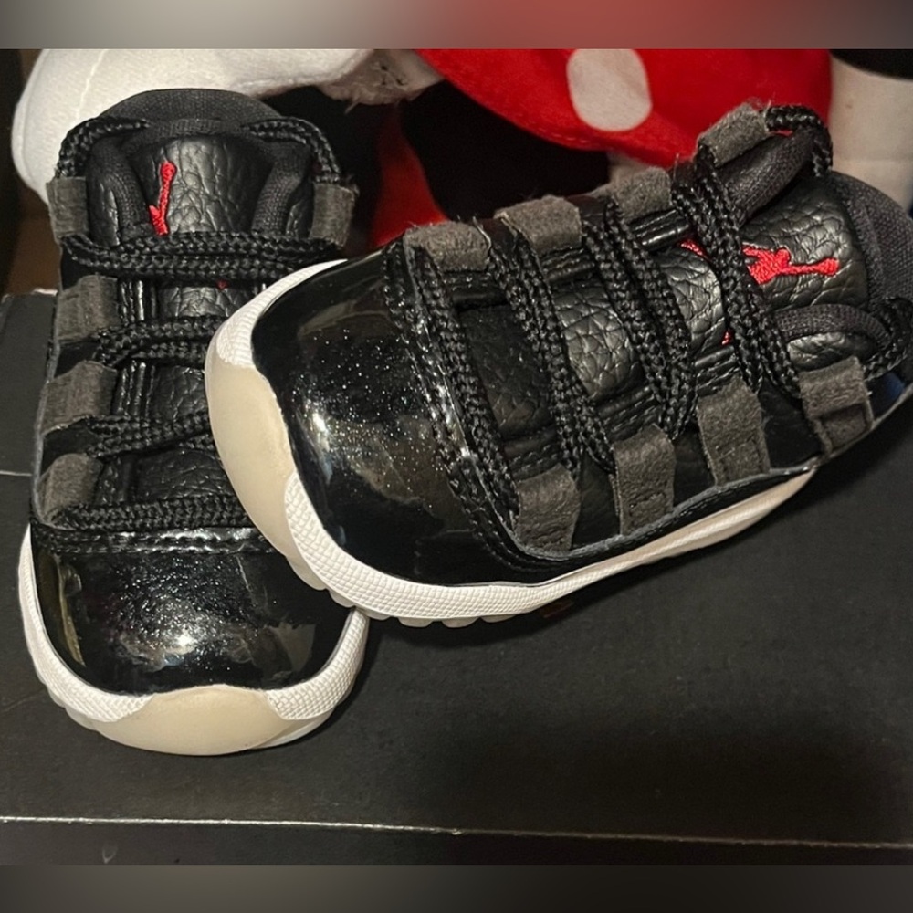 Jordan retro 11